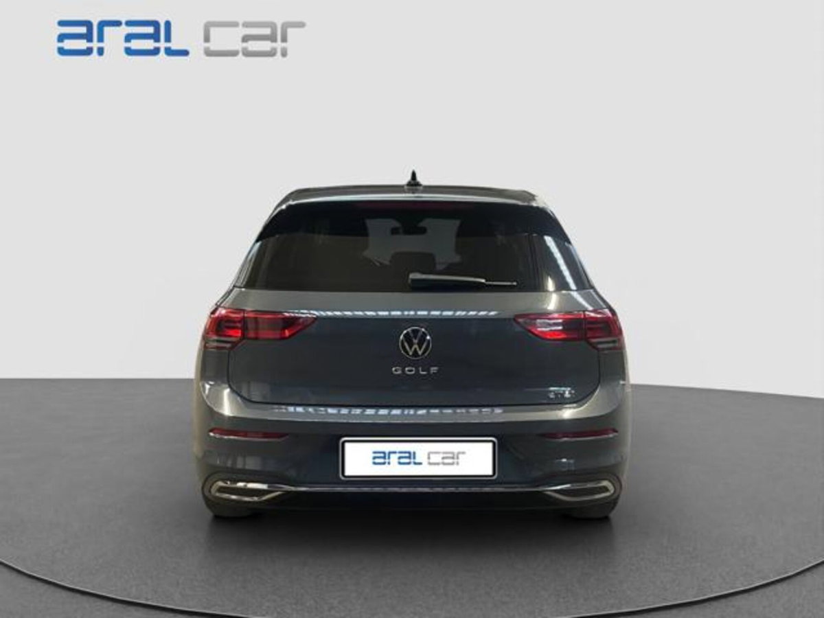 Volkswagen Golf Variant 1.5 eTSI 150 CV EVO ACT DSG R-Line (5)