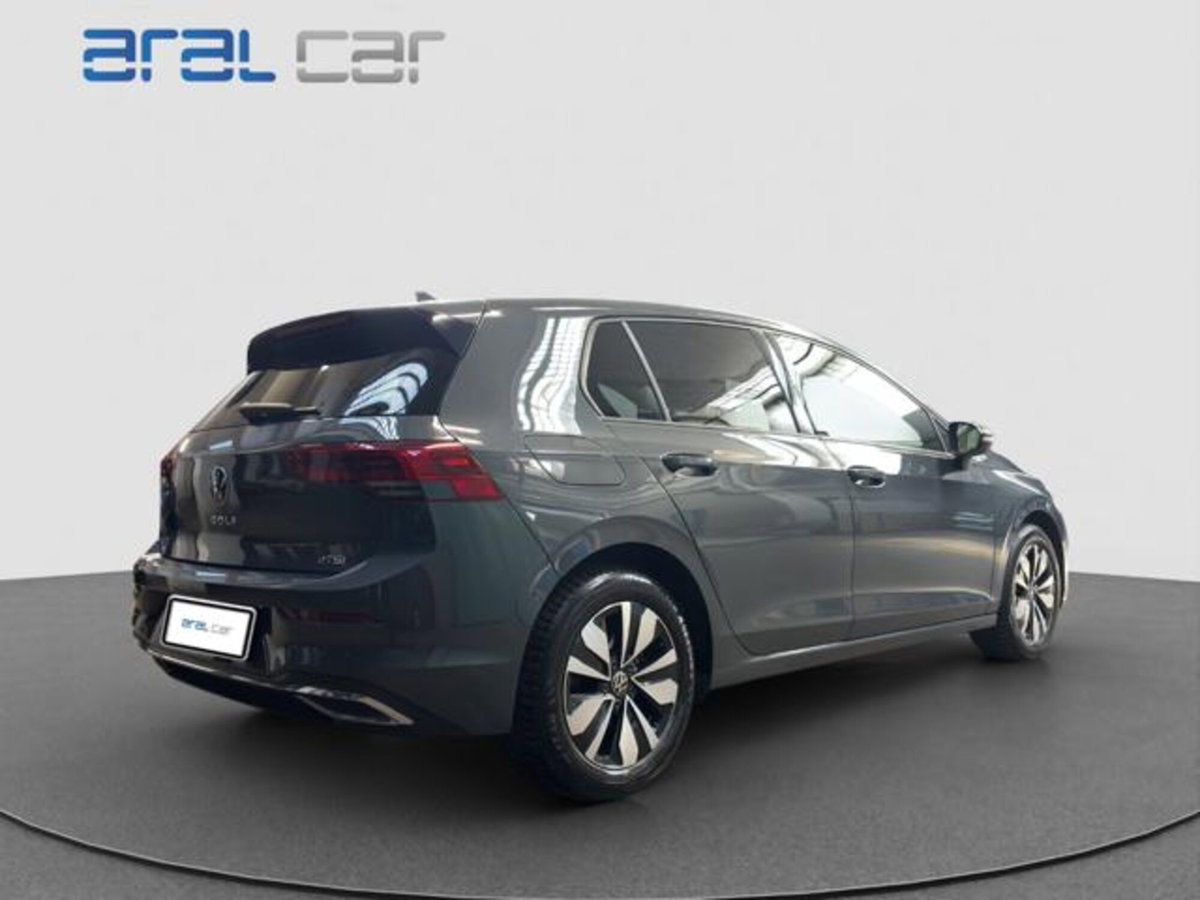 Volkswagen Golf Variant 1.5 eTSI 150 CV EVO ACT DSG R-Line (6)