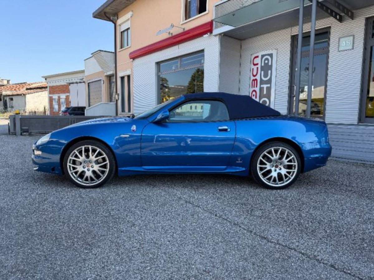 Maserati Spyder 4.2 V8 32V CC 90th Anniversary (2)