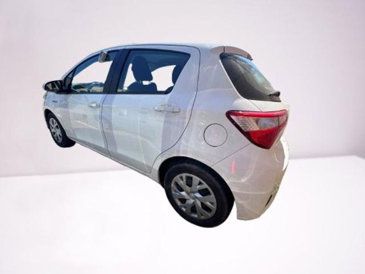 Toyota Yaris 1.5 Hybrid 5 porte Energy (5)