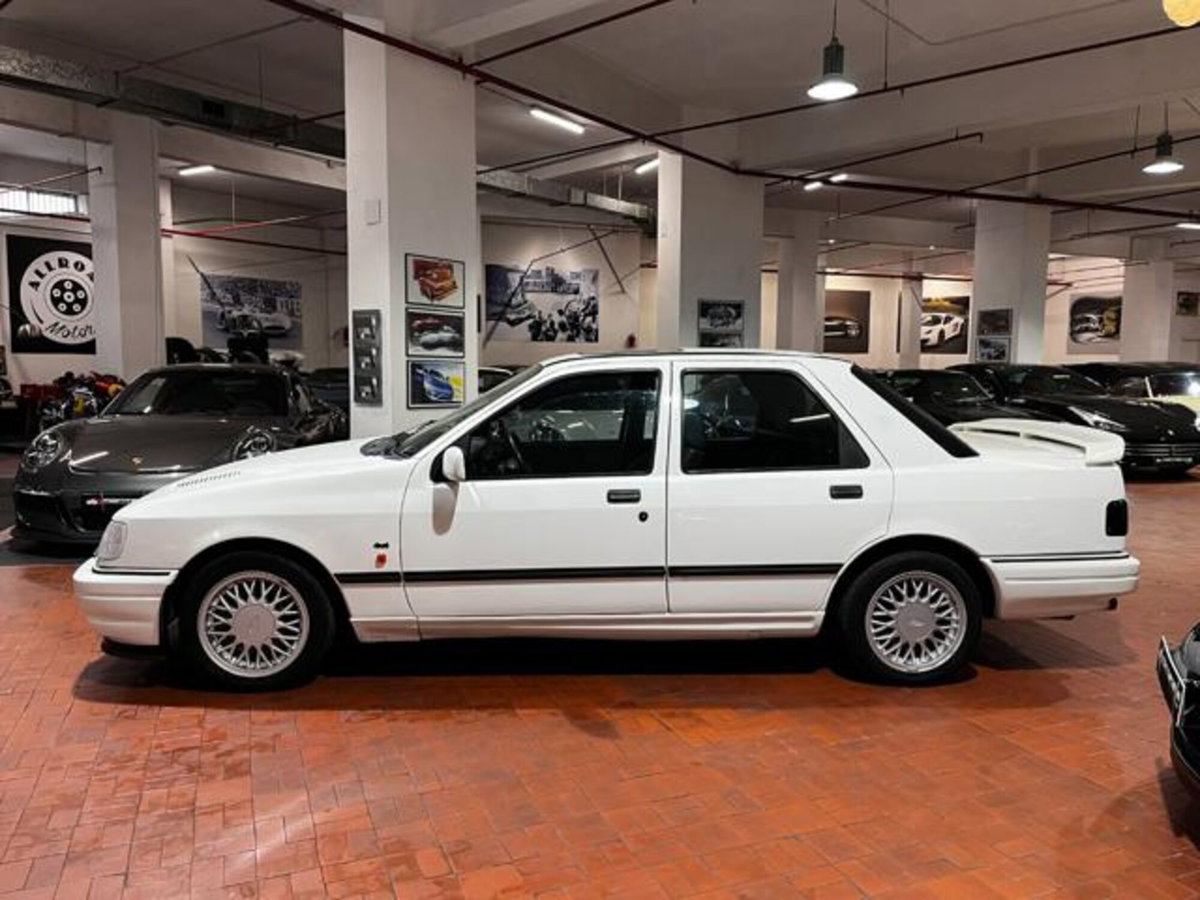 Ford Sierra 4 porte 4x4 Cosworth (17)