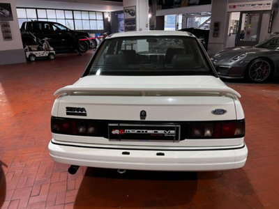 Ford Sierra 4 porte 4x4 Cosworth (5)