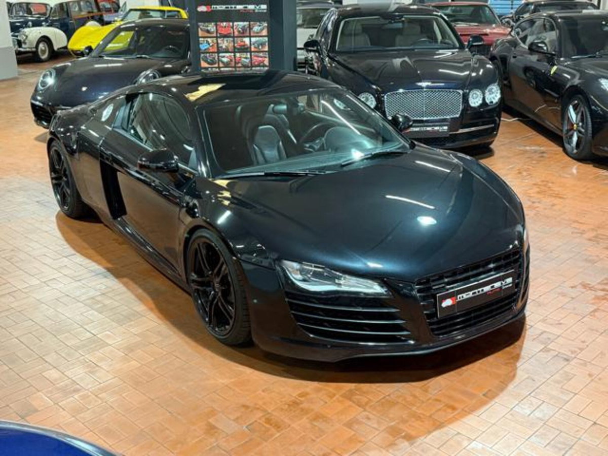 Audi R8 Coupé 4.2 V8 FSI quattro