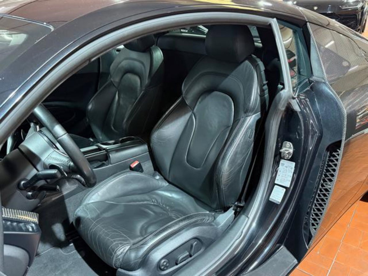 Audi R8 Coupé 4.2 V8 FSI quattro (12)