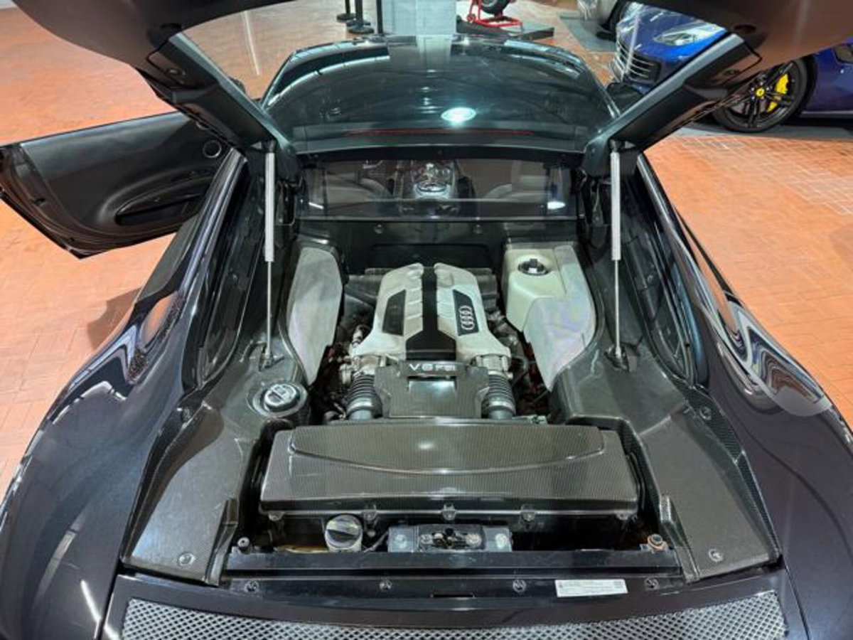 Audi R8 Coupé 4.2 V8 FSI quattro (15)