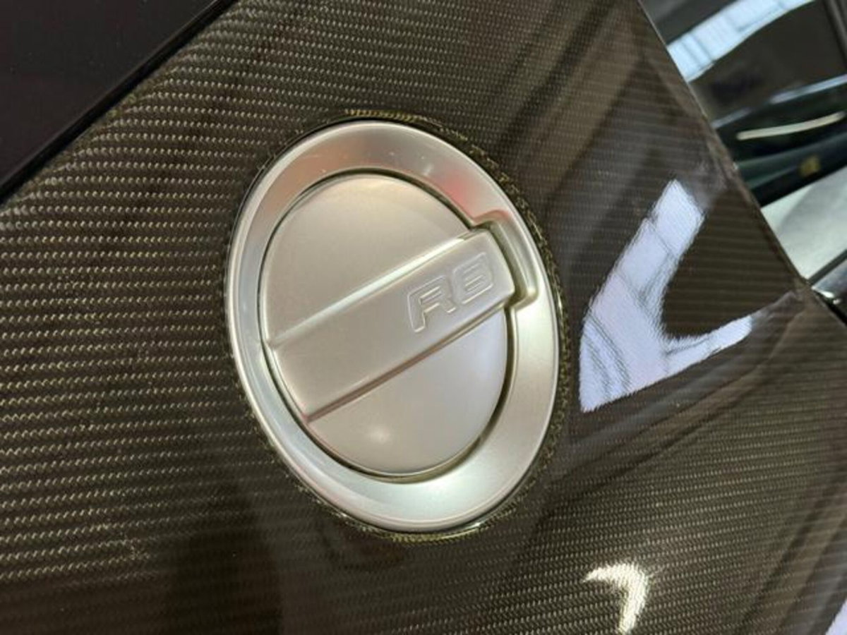 Audi R8 Coupé 4.2 V8 FSI quattro (16)