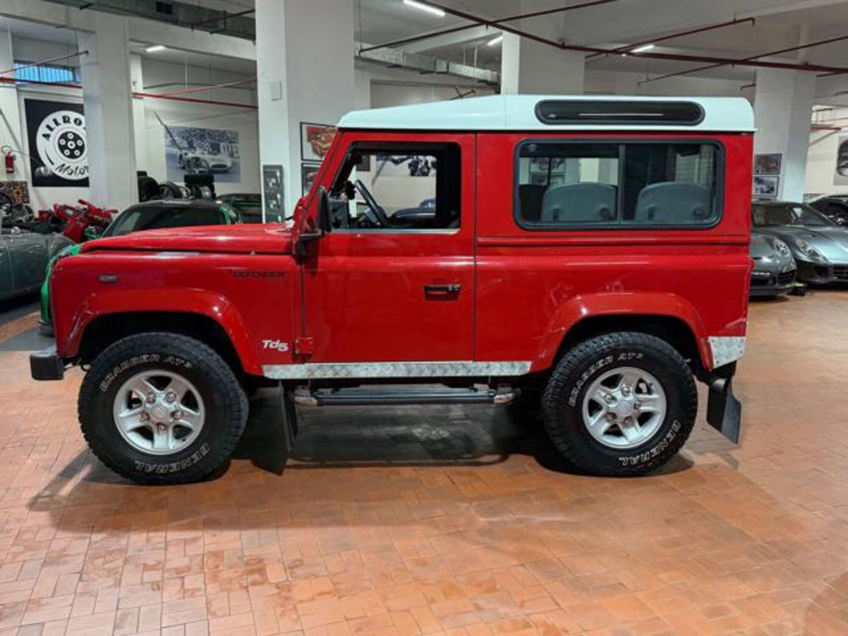 Land Rover Defender 90 2.5 Td5 Soft-Top (15)