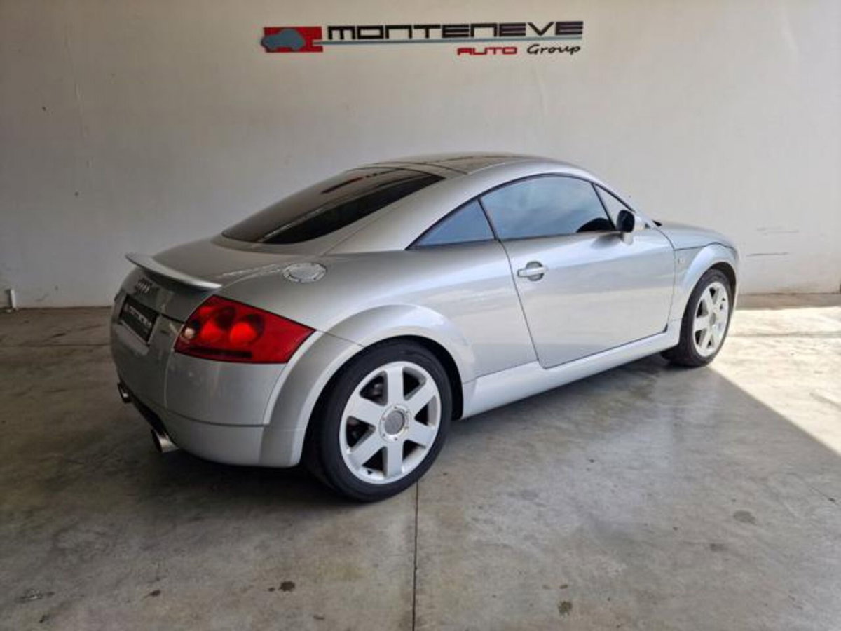 Audi TT Coupé 1.8 T 20V 225 CV cat quattro (11)