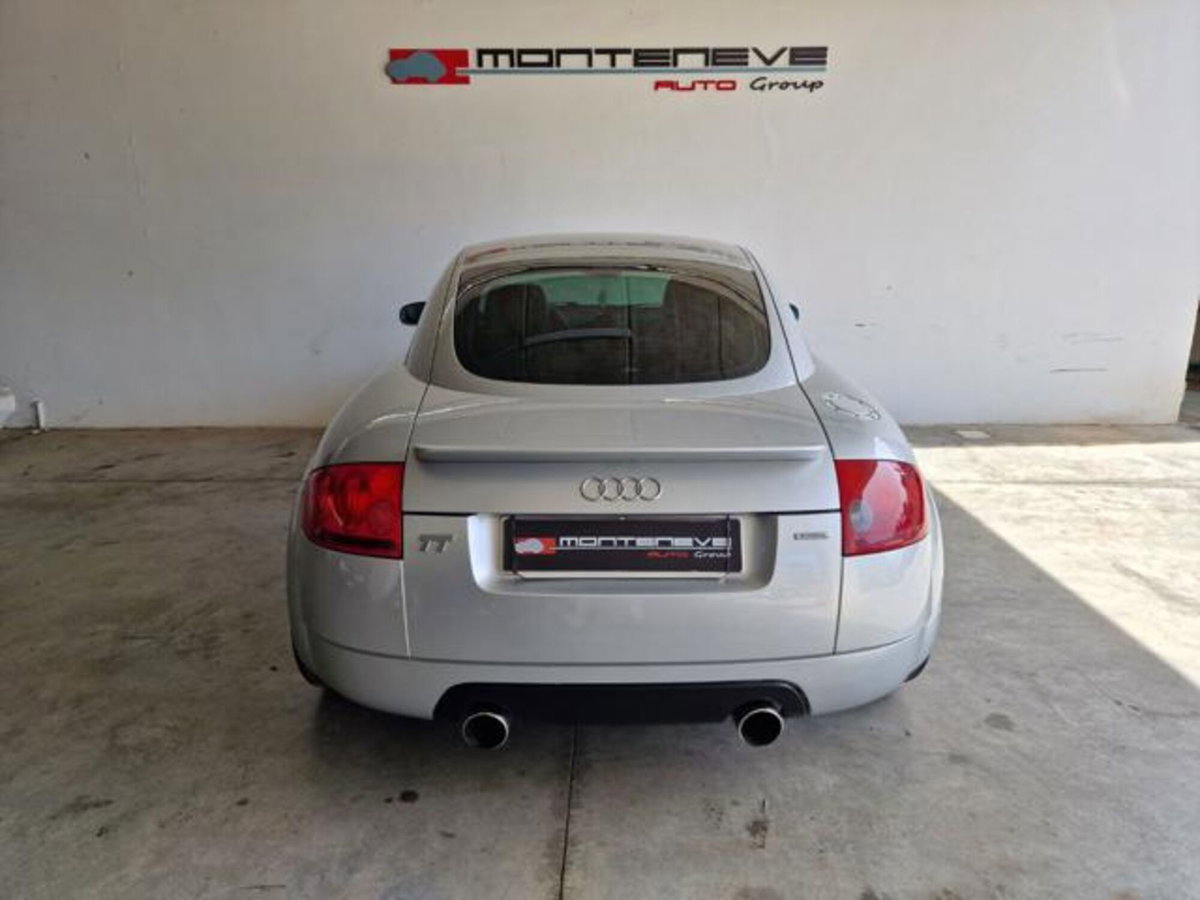 Audi TT Coupé 1.8 T 20V 225 CV cat quattro (20)