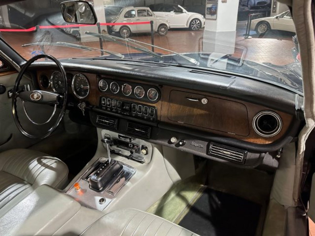 Jaguar XJ6 4.2 (13)