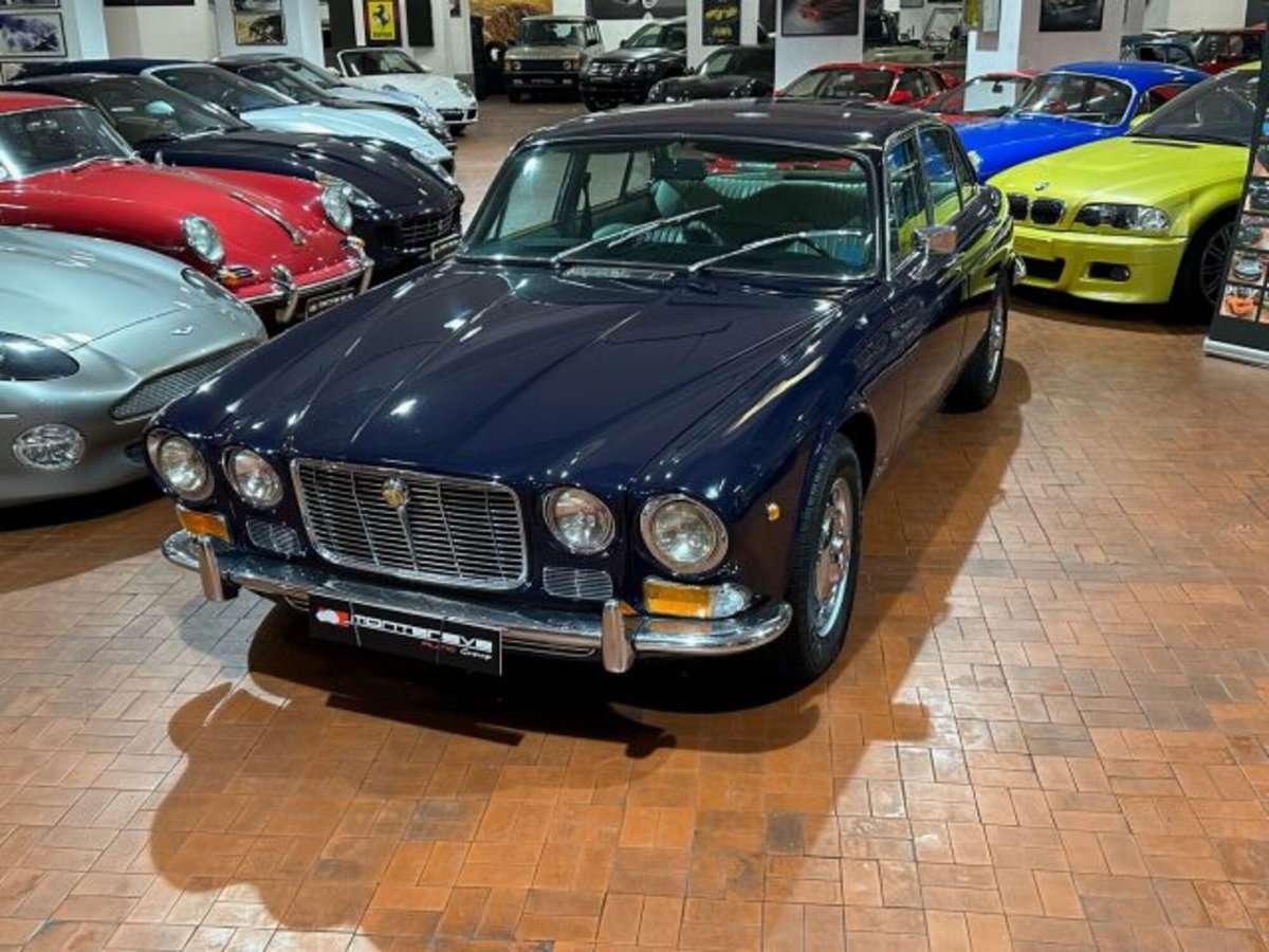 Jaguar XJ6 4.2 (19)