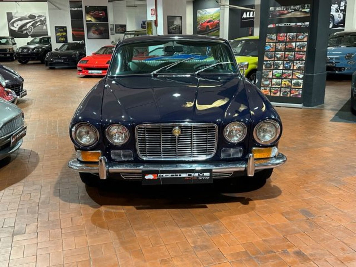 Jaguar XJ6 4.2 (2)