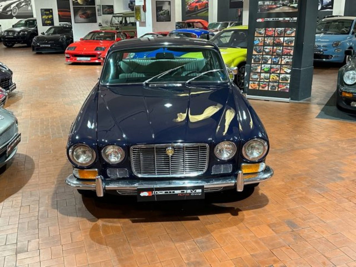 Jaguar XJ6 4.2 (20)