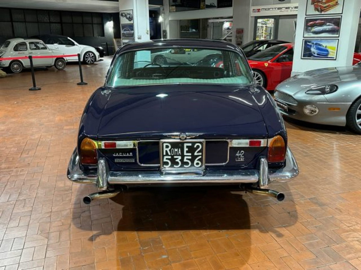 Jaguar XJ6 4.2 (5)