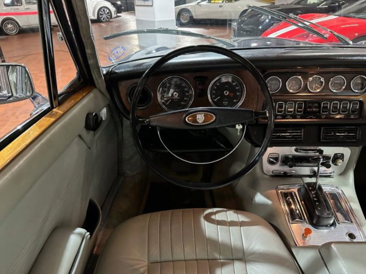 Jaguar XJ6 4.2 (9)
