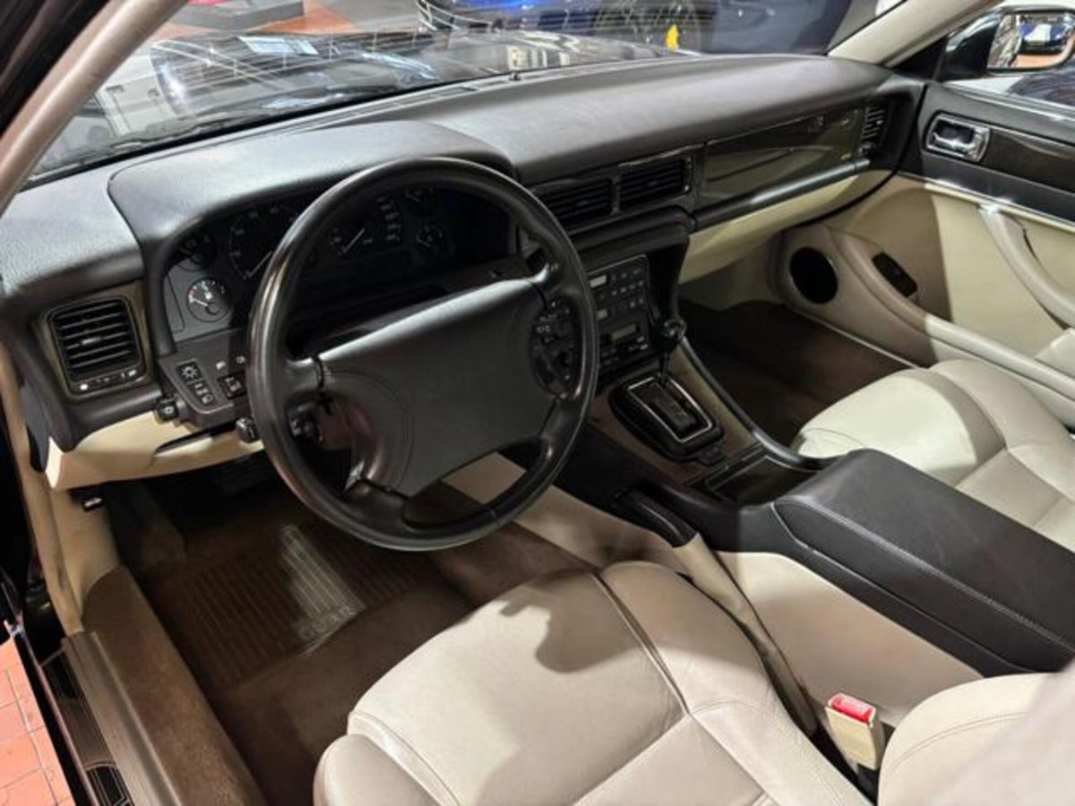 Jaguar XJR 4.0 cat (7)