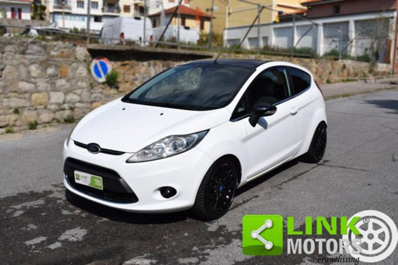 Ford Fiesta 1.4 TDCi 70CV 3 porte Titanium