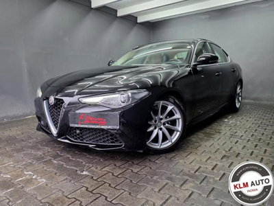 Alfa Romeo Giulia 2.0 Turbo 200 CV AT8 Super usata