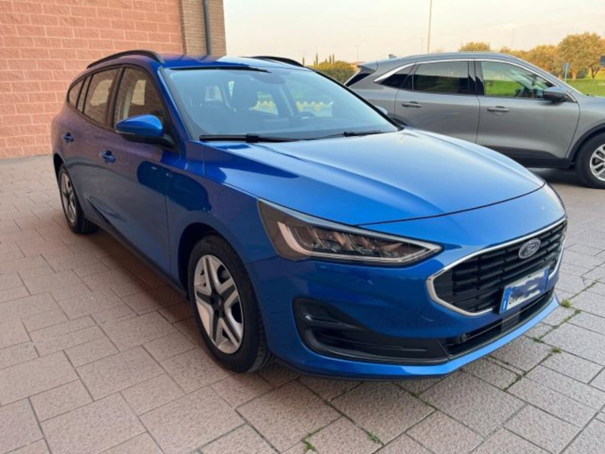 Ford Focus Station Wagon 1.5 EcoBlue 120 CV automatico SW Business (2)