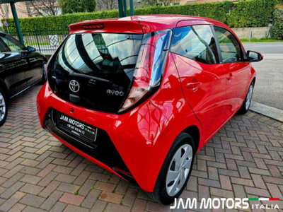 Toyota Aygo 1.0 VVT-i 69 CV 5 porte x-play TSS (3)