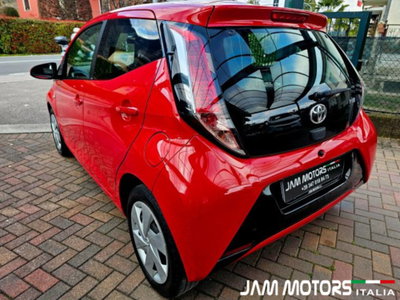 Toyota Aygo 1.0 VVT-i 69 CV 5 porte x-play TSS (4)