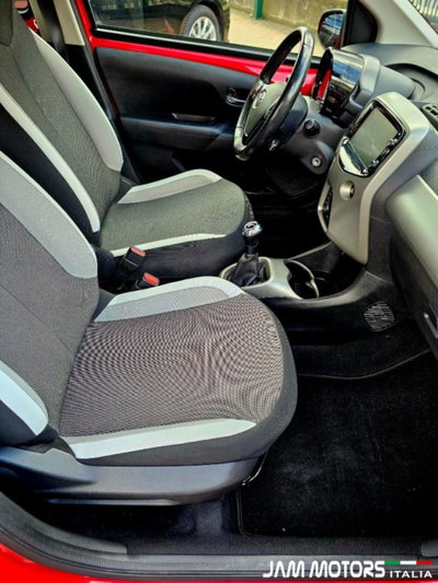 Toyota Aygo 1.0 VVT-i 69 CV 5 porte x-play TSS (9)