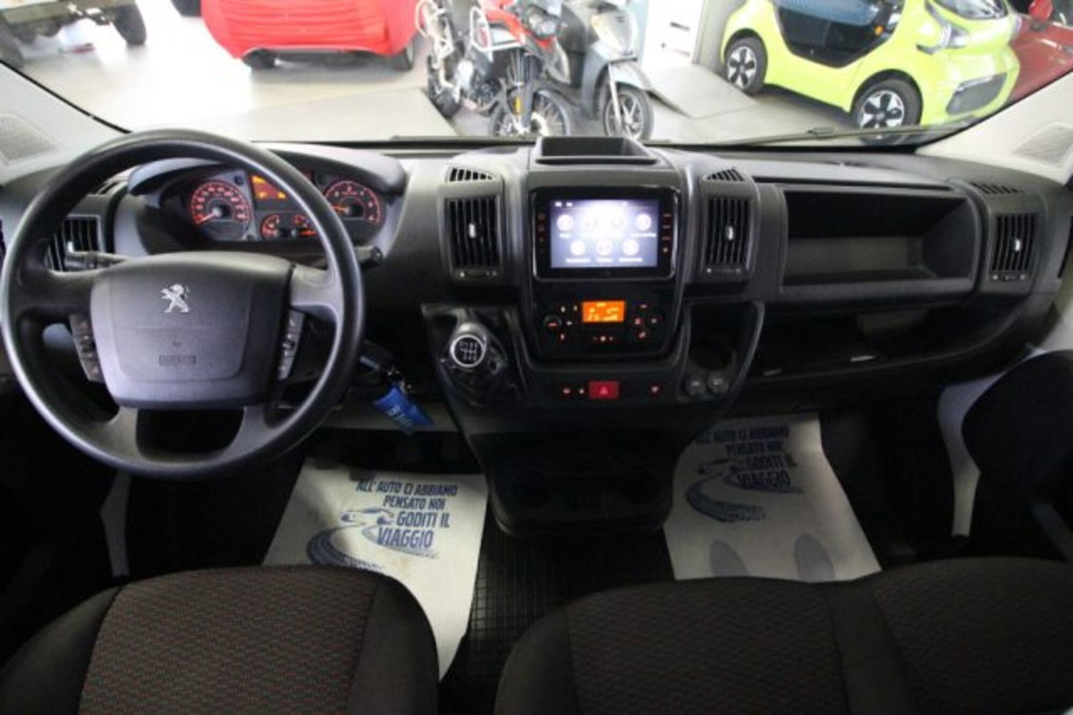Peugeot Boxer Furgone 333 2.2 BlueHDi 140 S&S PM-TN Furgone Premium (11)