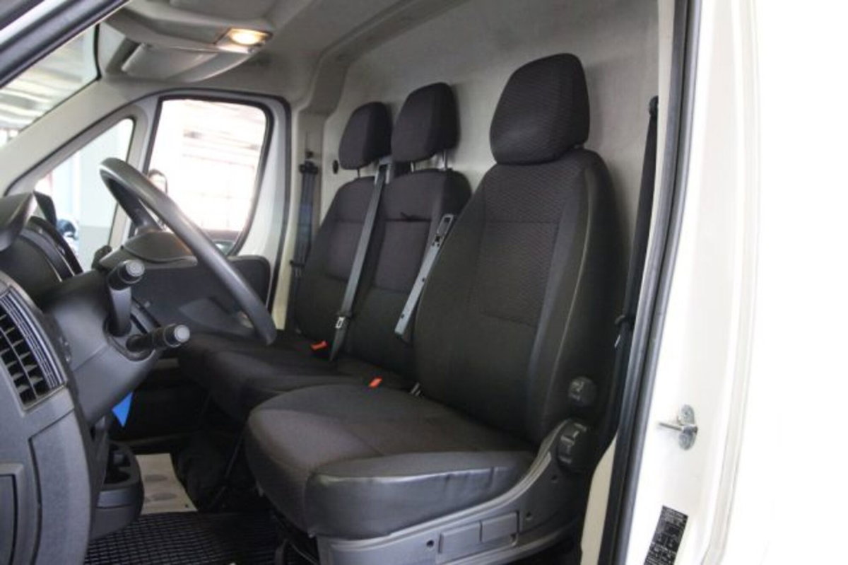Peugeot Boxer Furgone 333 2.2 BlueHDi 140 S&S PM-TN Furgone Premium (18)