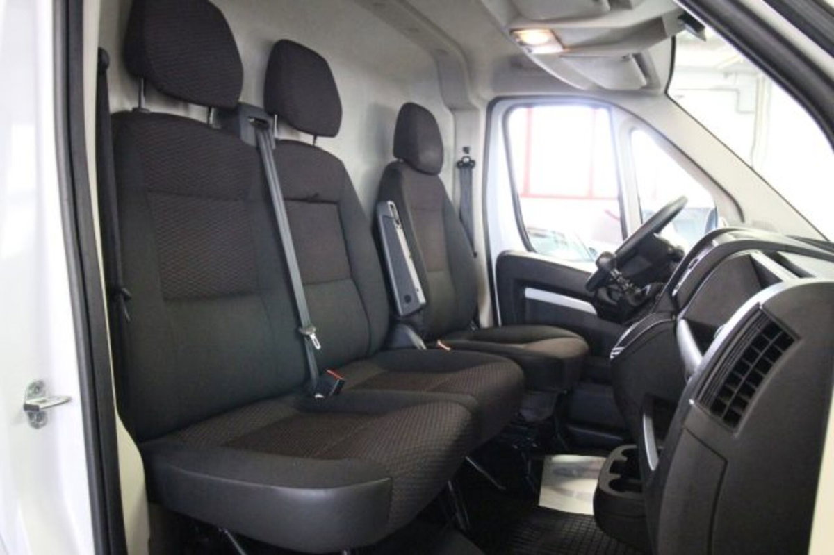 Peugeot Boxer Furgone 333 2.2 BlueHDi 140 S&S PM-TN Furgone Premium (19)