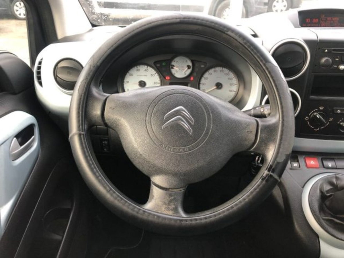 Citroen Berlingo Multispace 1.6 HDi 90 Seduction (9)