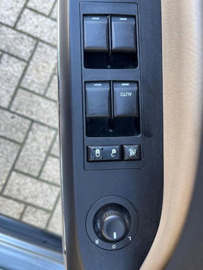 Jeep Compass 2.2 CRD Limited (18)