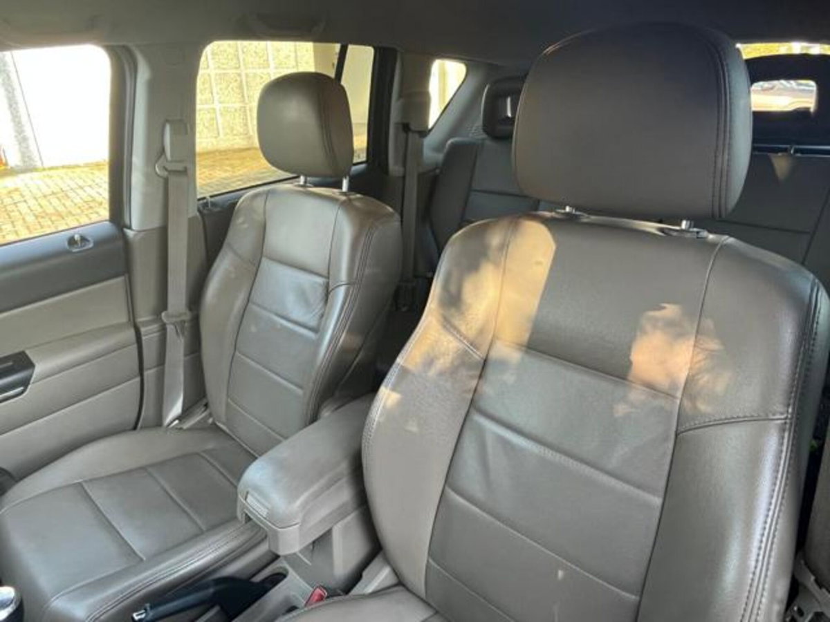 Jeep Compass 2.2 CRD Limited (9)