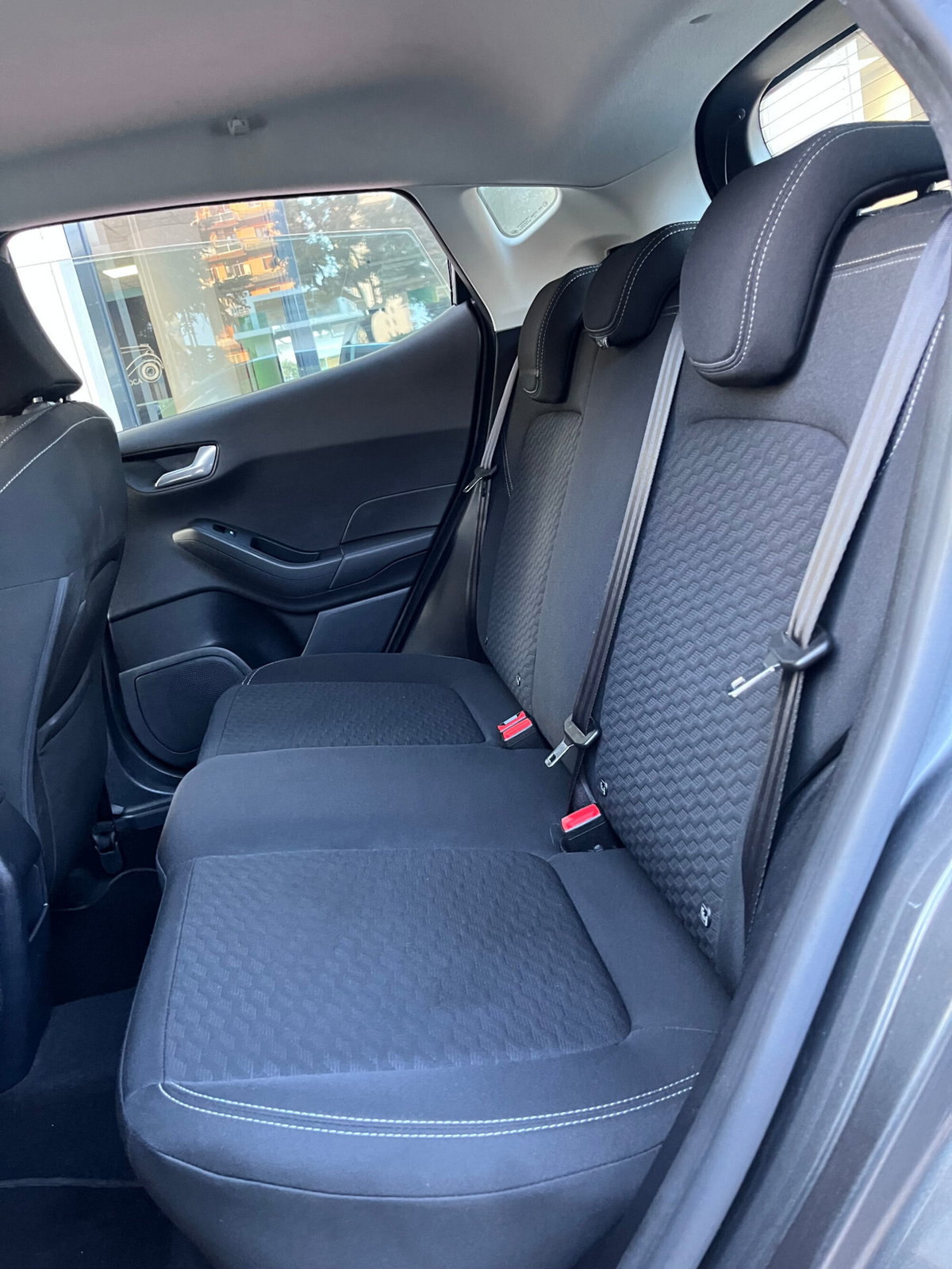 Ford Fiesta 1.1 75 CV 5 porte Titanium (13)