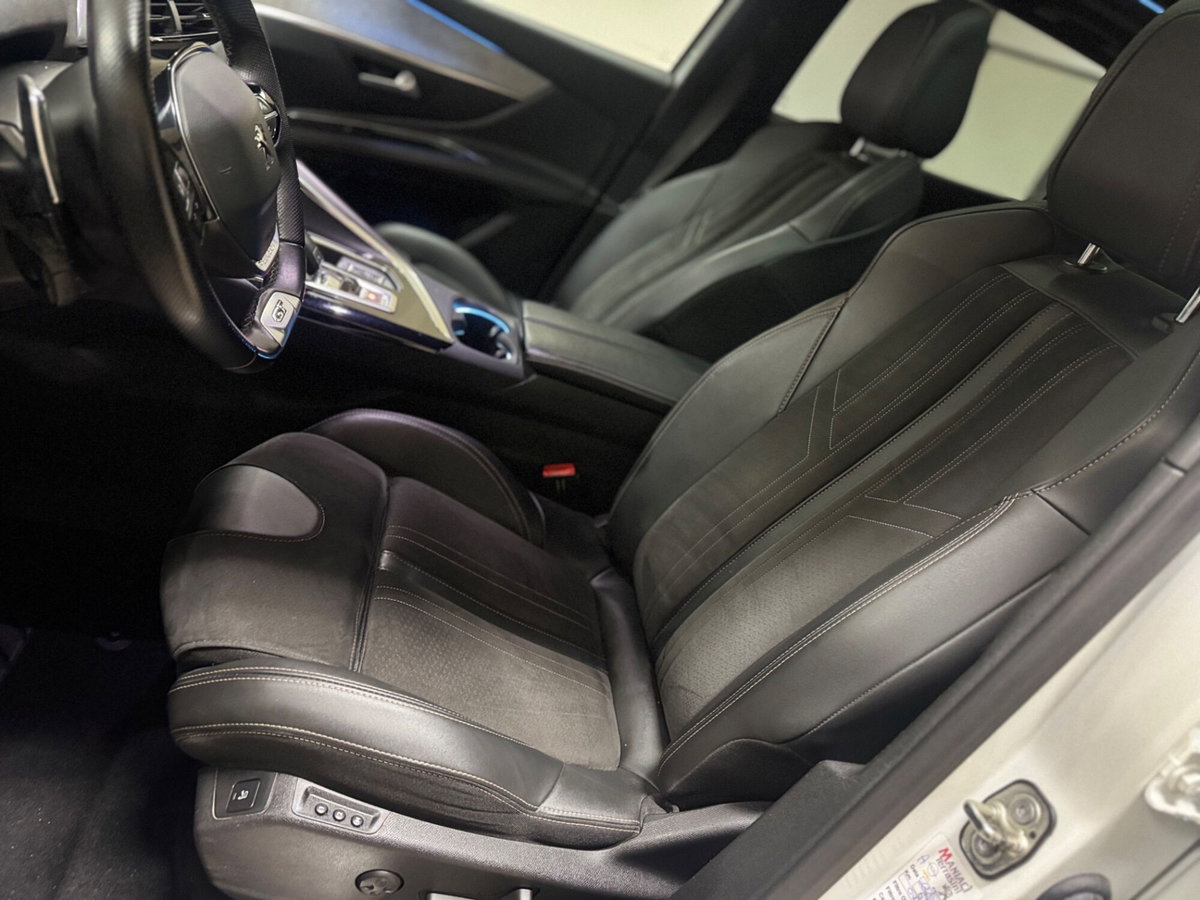 Peugeot 3008 BlueHDi 130 S&S EAT8 GT Line (10)