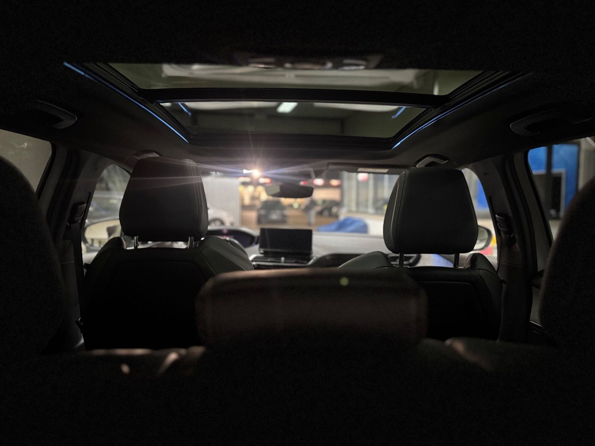 Peugeot 3008 BlueHDi 130 S&S EAT8 GT Line (7)
