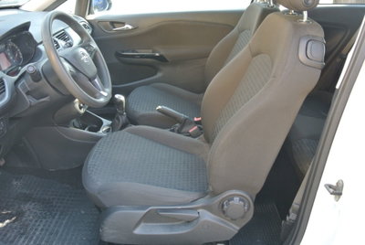 Opel Corsa Coupé 1.4 90CV GPL Tech n-Joy (11)