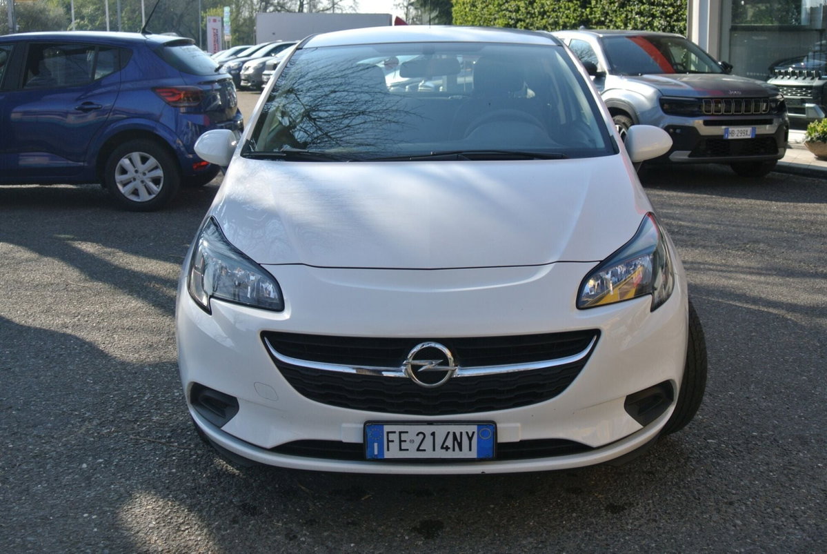 Opel Corsa Coupé 1.4 90CV GPL Tech n-Joy (2)
