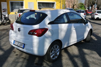 Opel Corsa Coupé 1.4 90CV GPL Tech n-Joy (7)