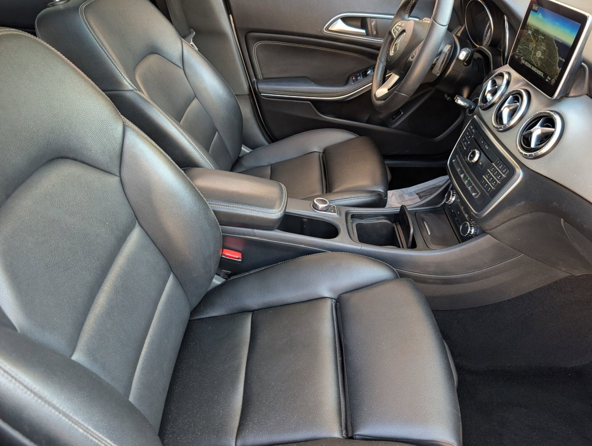 Mercedes-Benz CLA 200 d Automatic Premium (18)