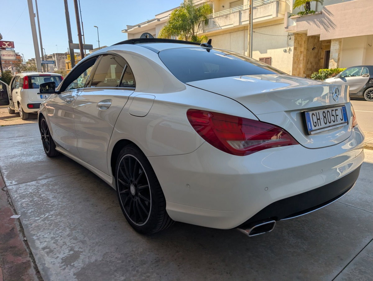 Mercedes-Benz CLA 200 d Automatic Premium (4)