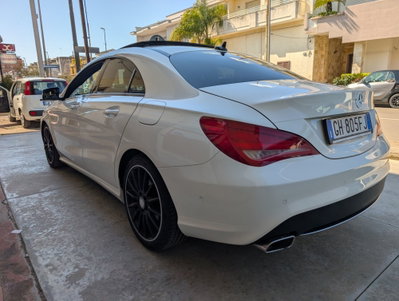 Mercedes-Benz CLA 200 d Automatic Premium (4)