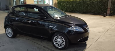 Lancia Ypsilon 1.2 69 CV 5 porte GPL Ecochic Platinum (2)