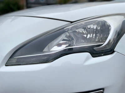 Peugeot 3008 1.6 HDi 115CV Business (10)