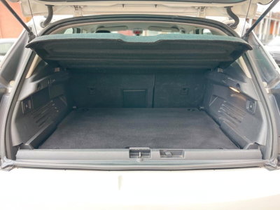 Peugeot 3008 1.6 HDi 115CV Business (14)