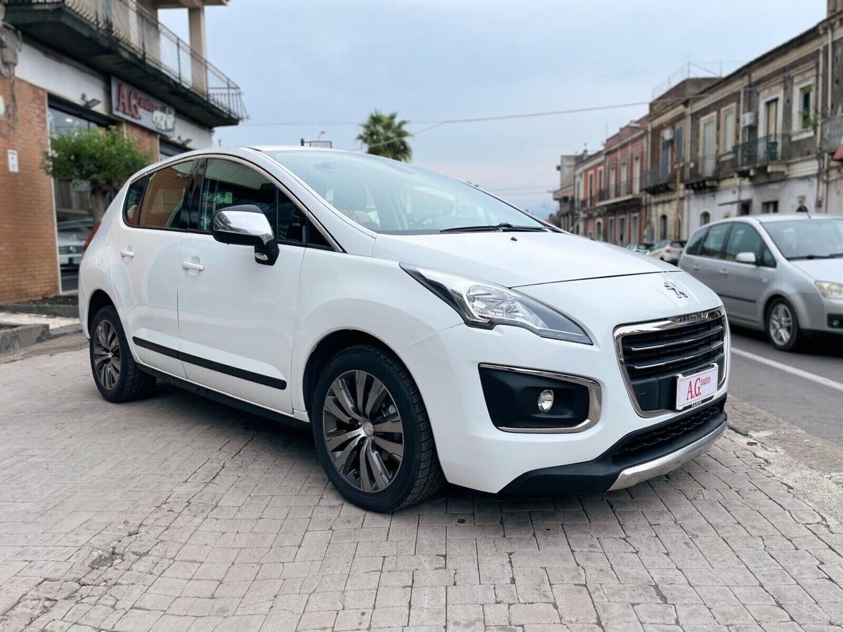 Peugeot 3008 1.6 HDi 115CV Business (4)