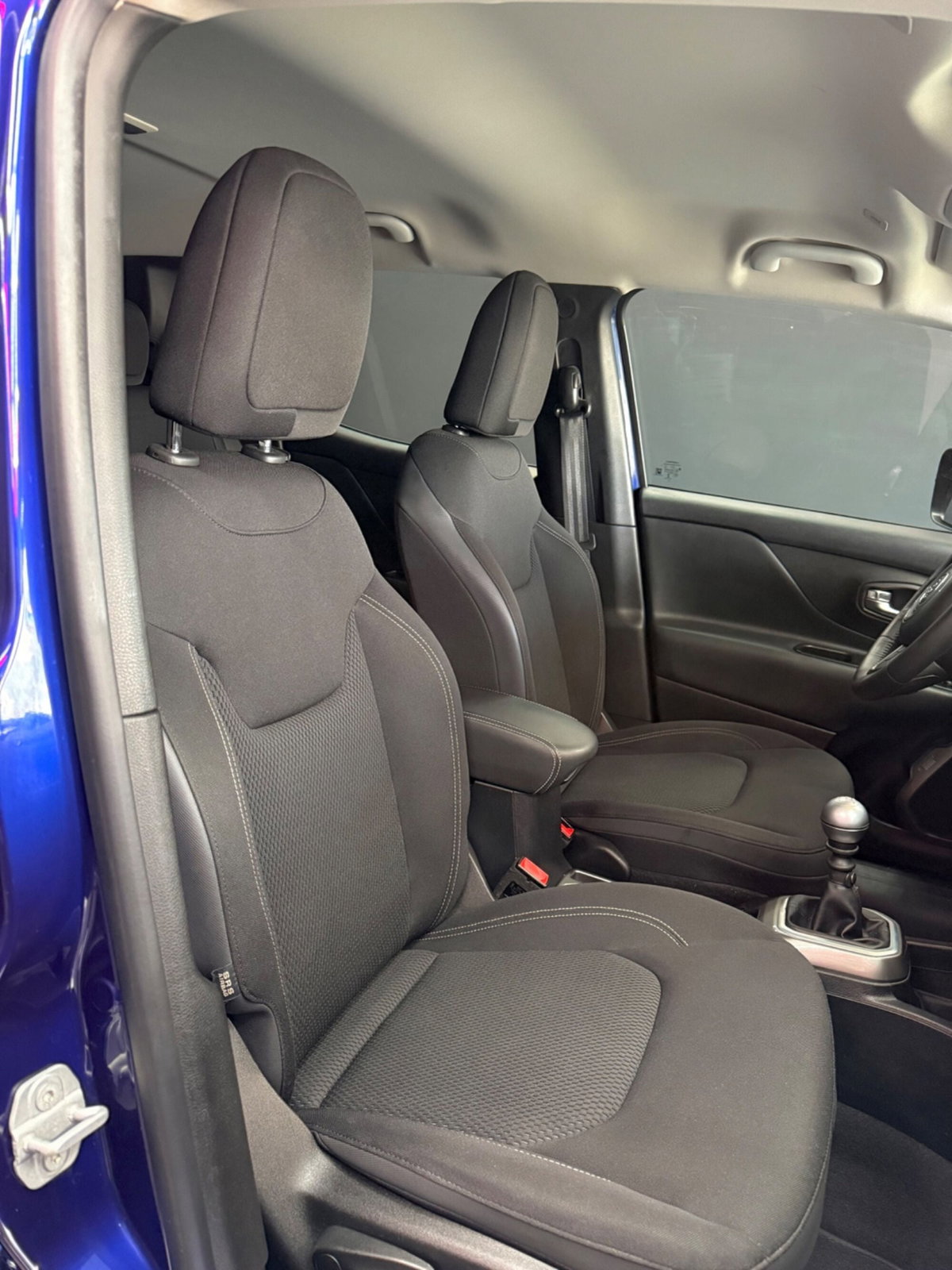 Jeep Renegade 1.6 Mjt 120 CV Limited (16)