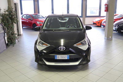 Toyota Aygo Connect 1.0 VVT-i 72 CV 5 porte x-cool (2)