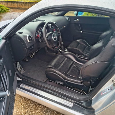 Audi TT Coupé 1.8 T 20V 225 CV cat quattro (5)