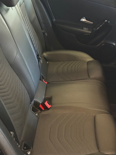 Mercedes-Benz Classe A 180 d Automatic Sport (10)