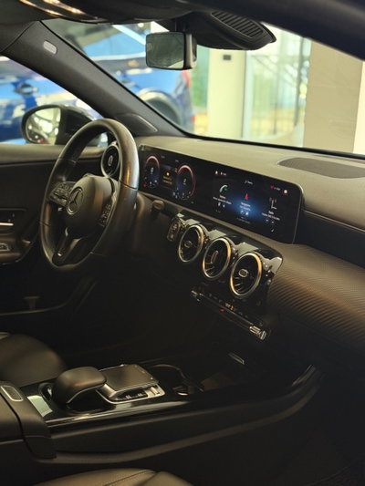 Mercedes-Benz Classe A 180 d Automatic Sport (9)